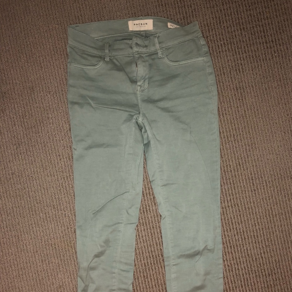 jeans